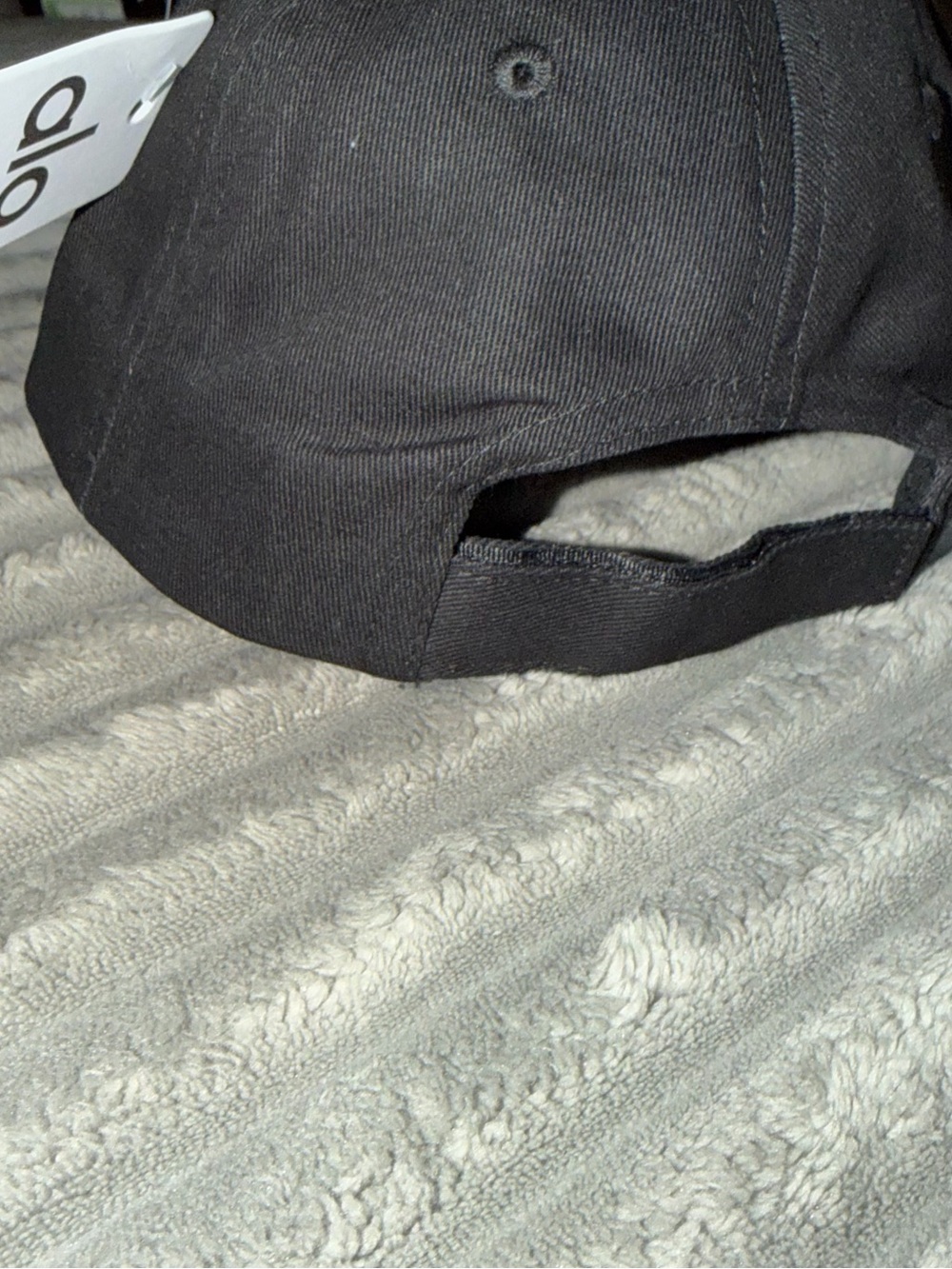 Alo Yoga Black Adjustable Baseball Cap | Unisex | Brand New with Tags - Picture 5 of 5